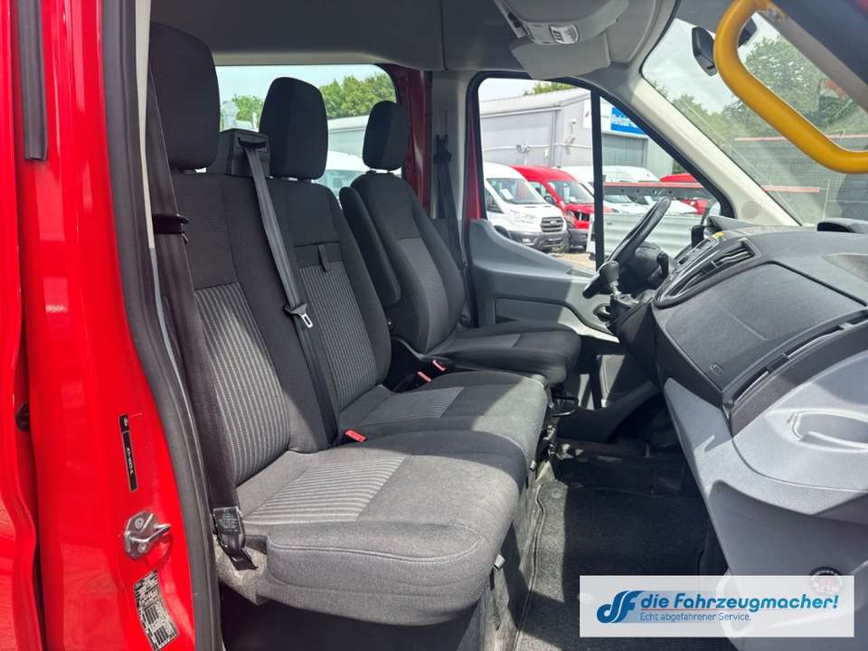 Ford Transit - Imagem 13