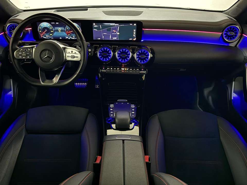 Mercedes-Benz CLA 200 - Imagem 18