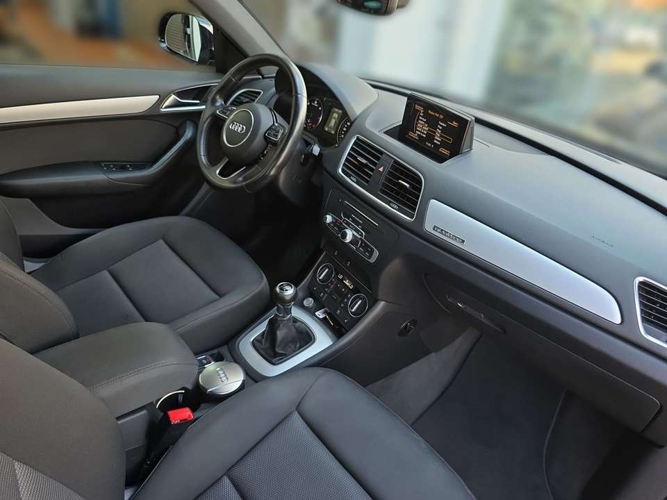 Audi Q3 - Imagem 14