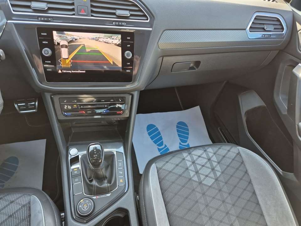 Volkswagen Tiguan Allspace - Imagem 9