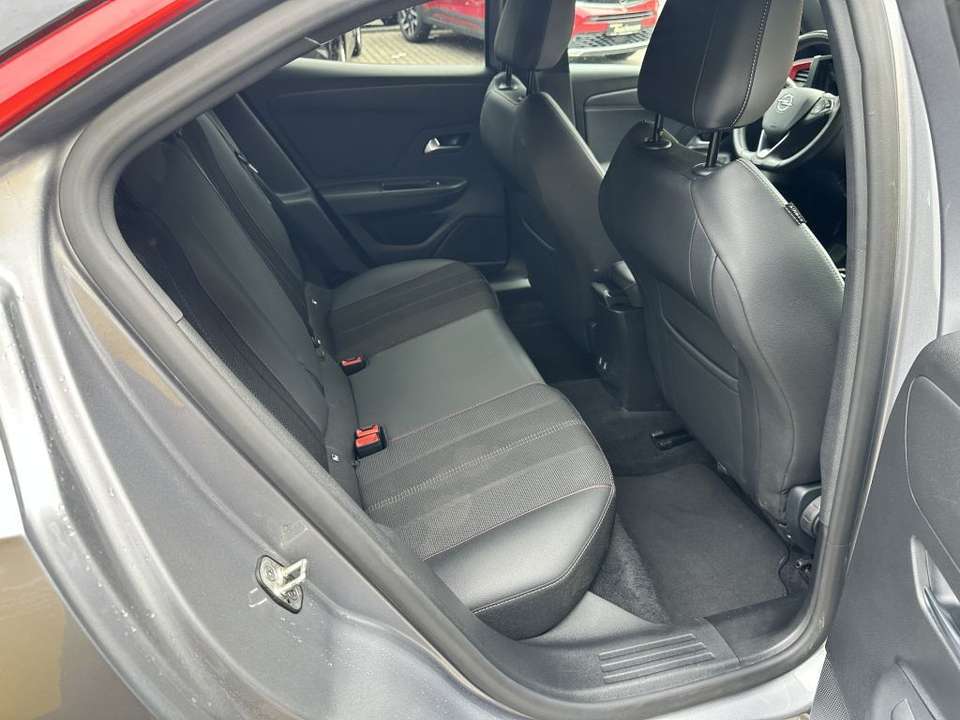 Opel Mokka-E - Imagem 11