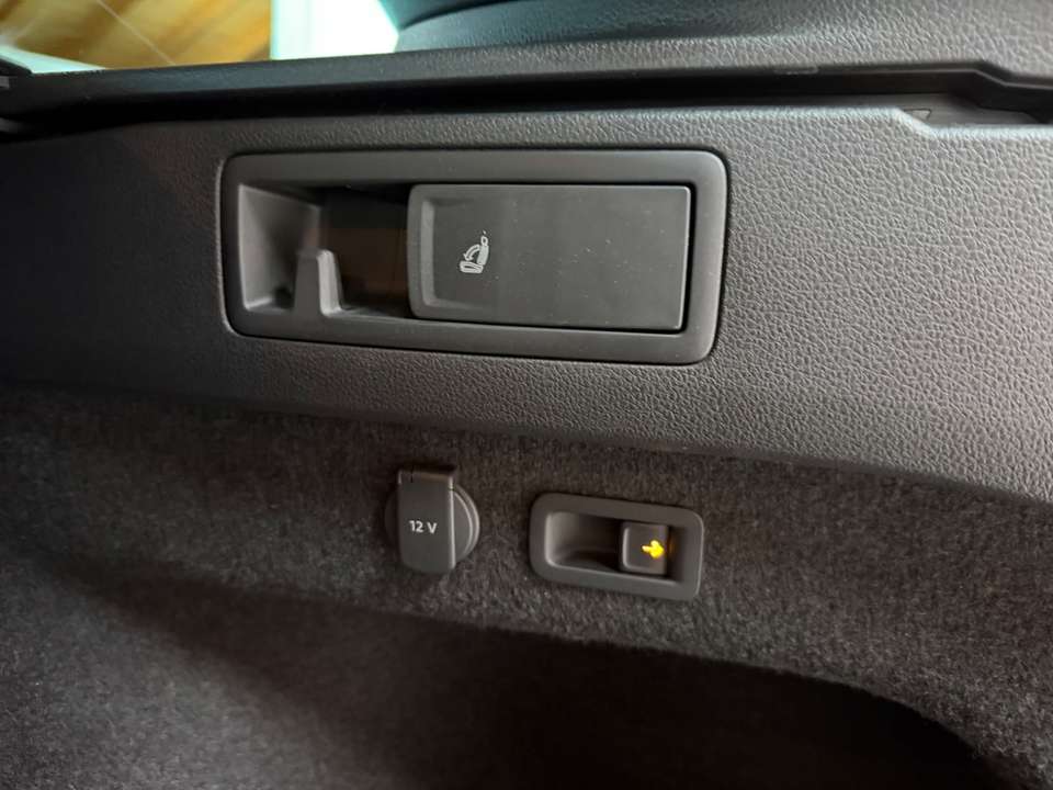 Volkswagen Passat Variant - Imagem 12