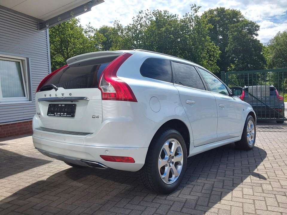 Volvo XC60 - Imagem 2