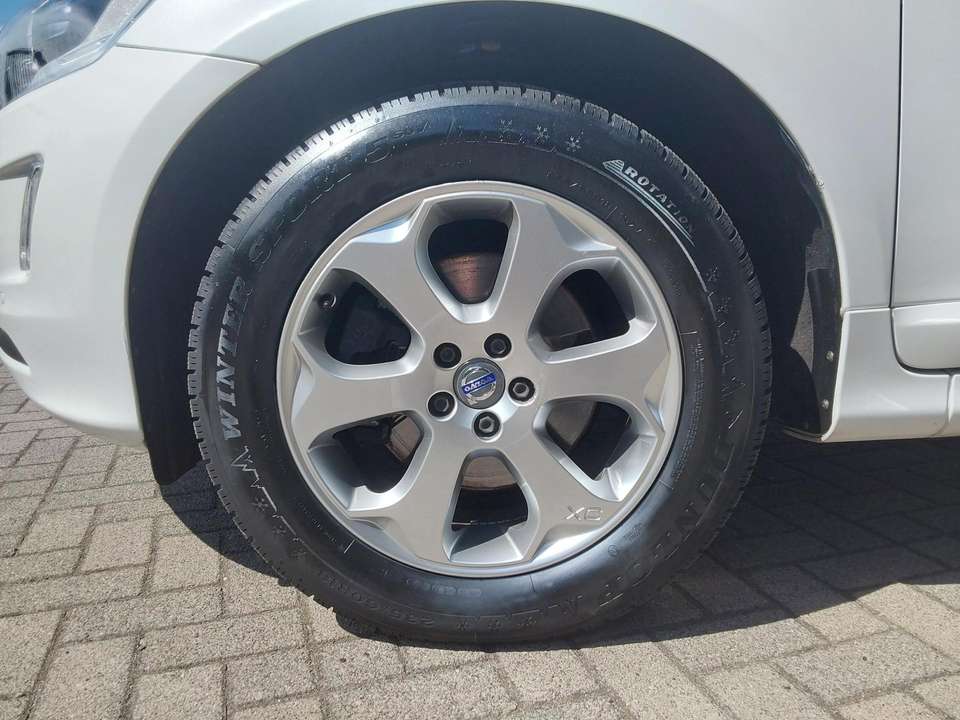 Volvo XC60 - Imagem 15