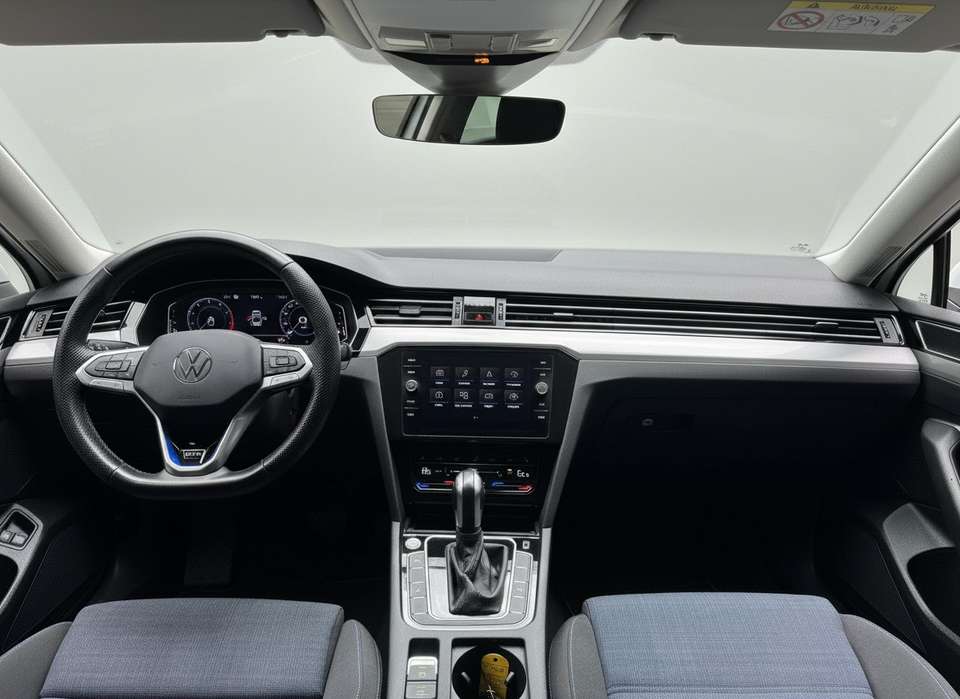 Volkswagen Passat Variant - Imagem 2