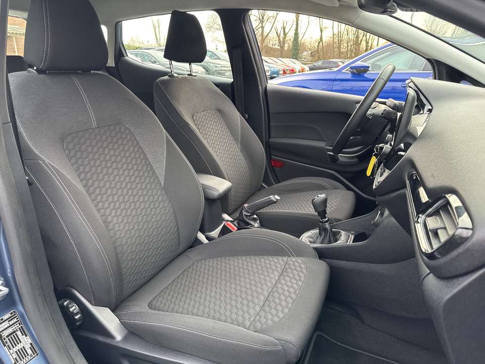 Ford Fiesta - Imagem 17