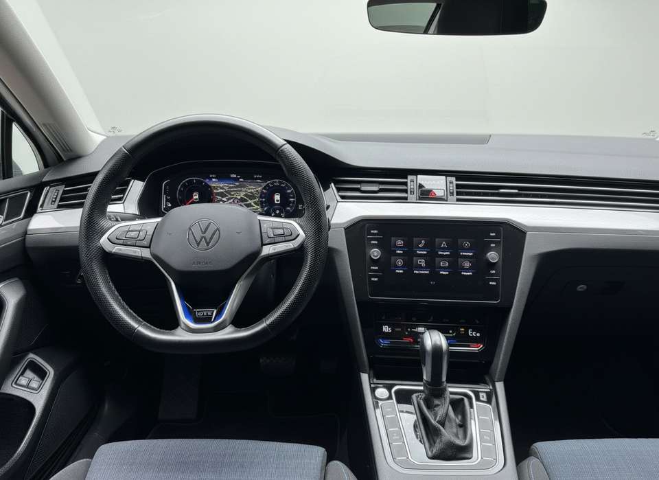 Volkswagen Passat Variant - Imagem 11
