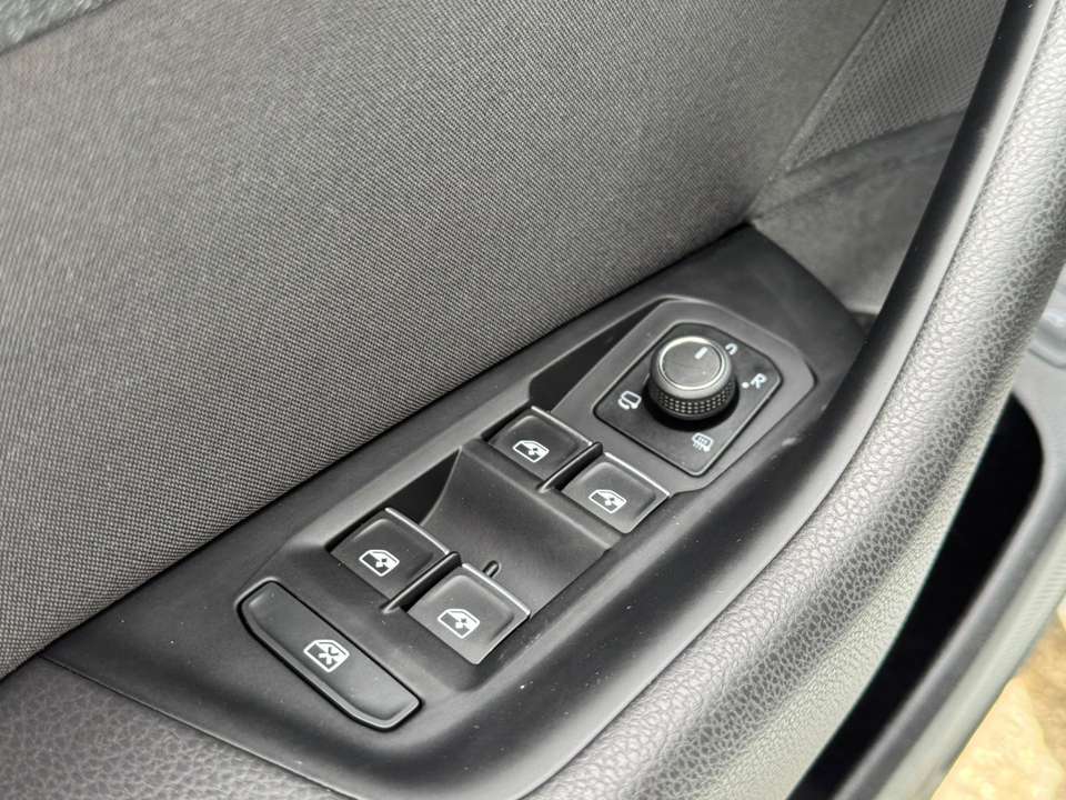 Volkswagen Passat Variant - Imagem 12