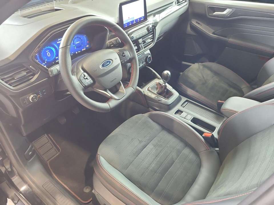 Ford Kuga - Imagem 9