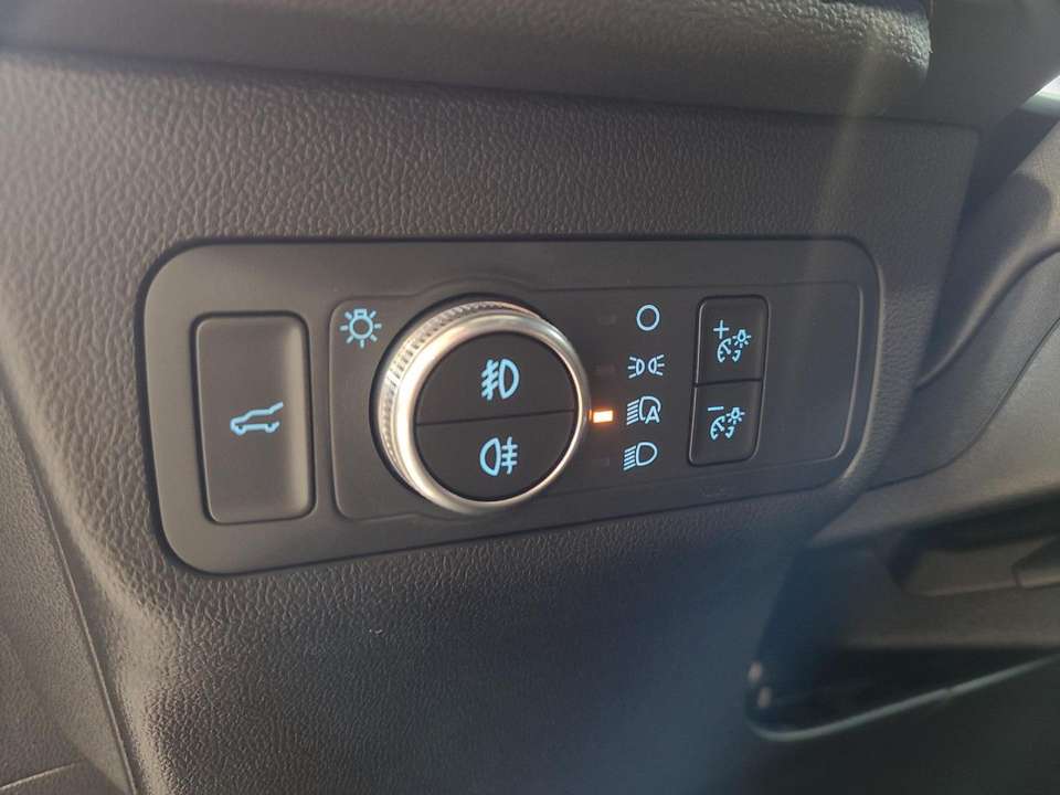 Ford Kuga - Imagem 12