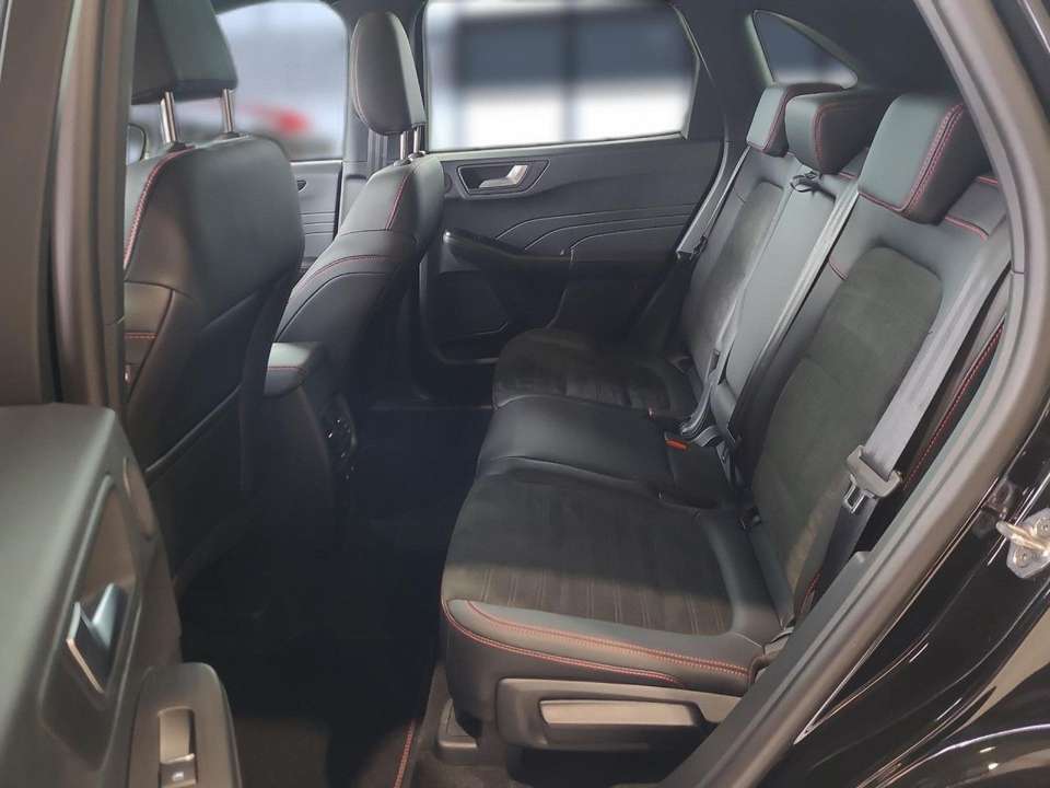 Ford Kuga - Imagem 13