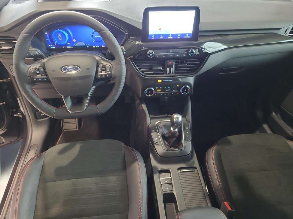 Ford Kuga - Imagem 15
