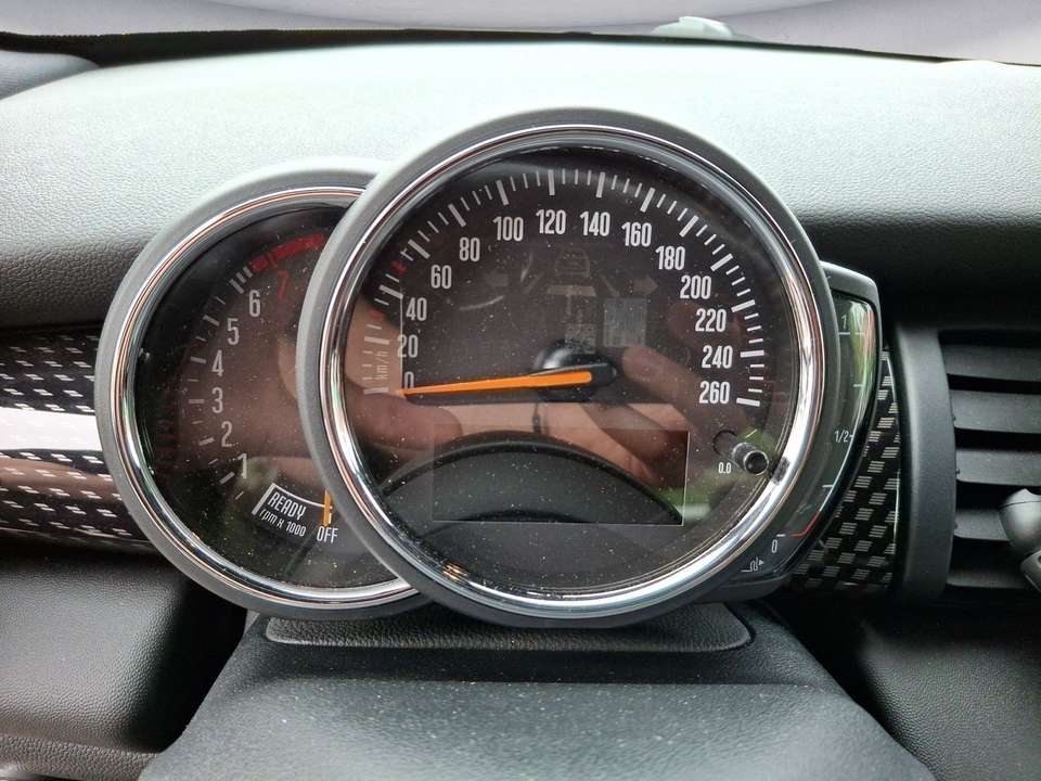 MINI Cooper S - Imagem 10