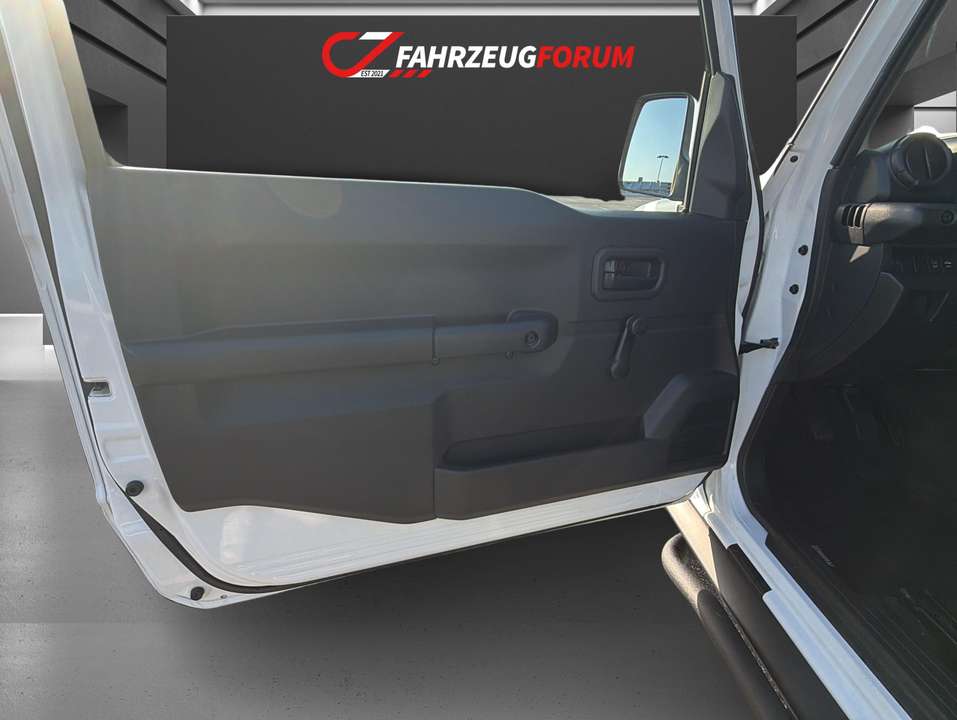 Suzuki Jimny - Imagem 14