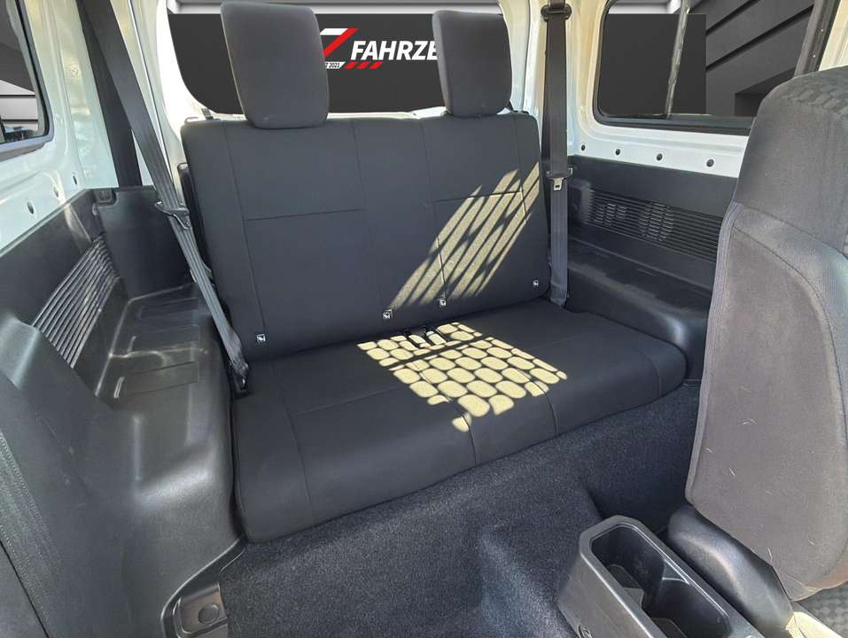 Suzuki Jimny - Imagem 15