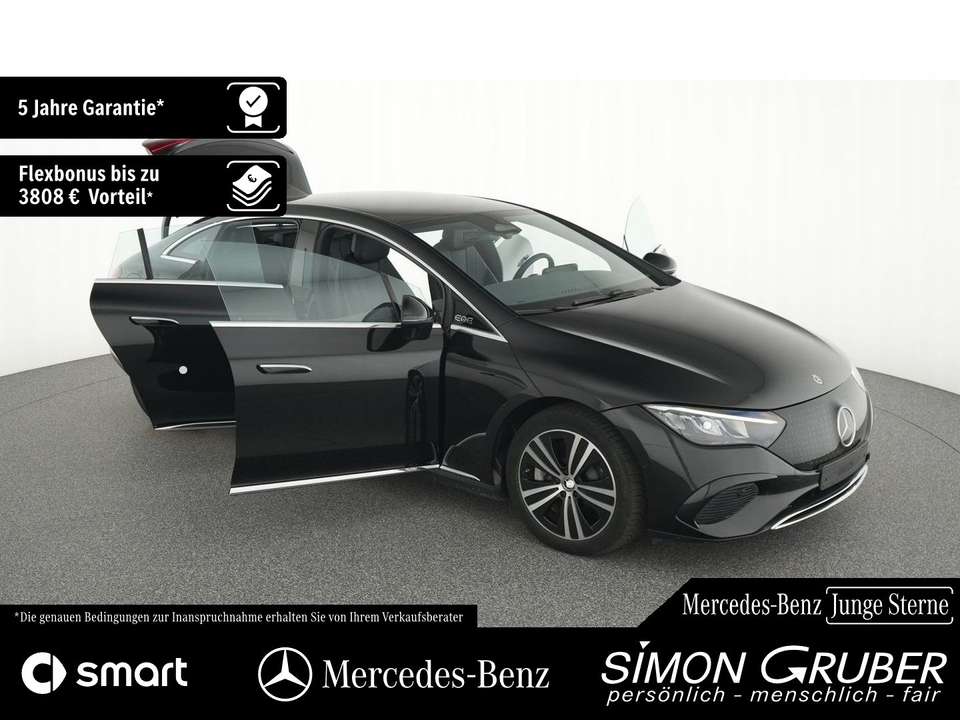 Mercedes-Benz EQE 350 - Imagem 8