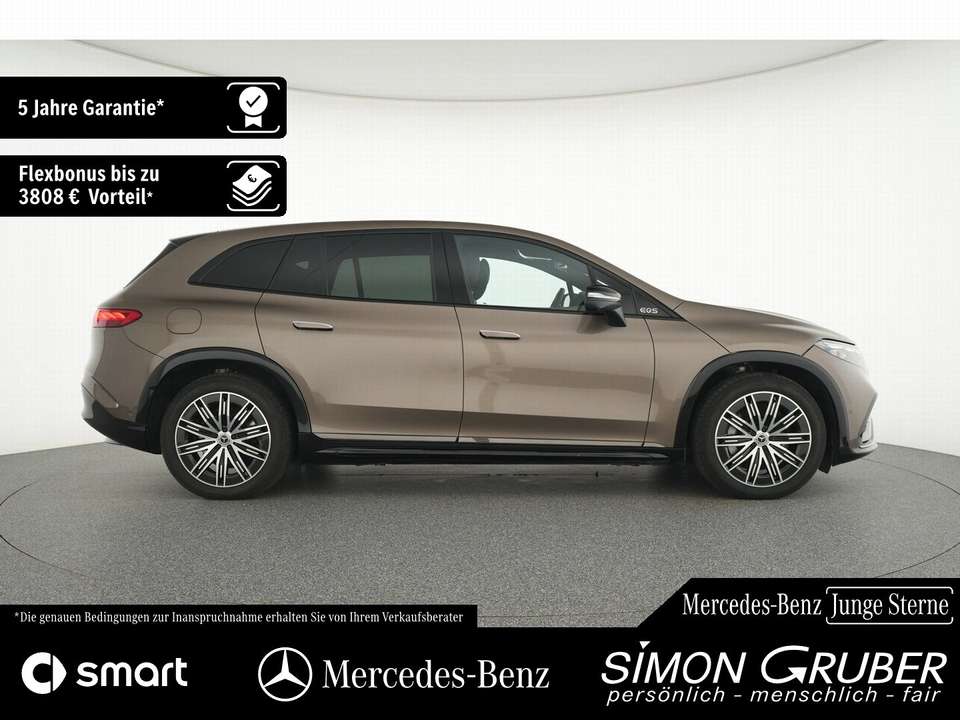 Mercedes-Benz EQS SUV - Imagem 9
