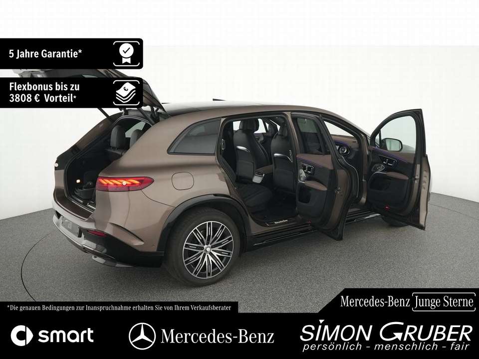 Mercedes-Benz EQS SUV - Imagem 12