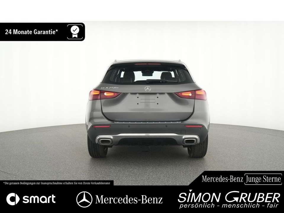 Mercedes-Benz GLA 250 - Imagem 12