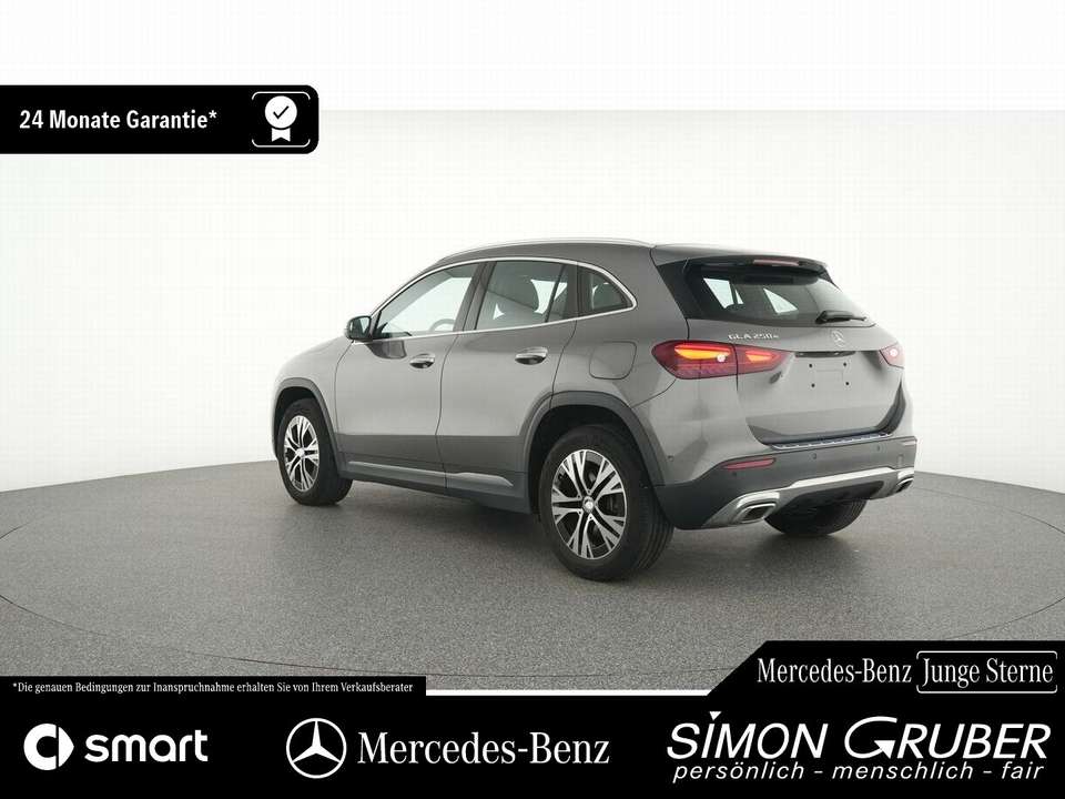 Mercedes-Benz GLA 250 - Imagem 14