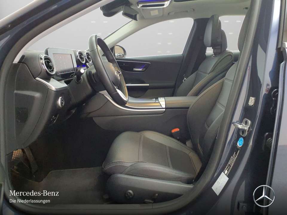 Mercedes-Benz C 300 - Imagem 11