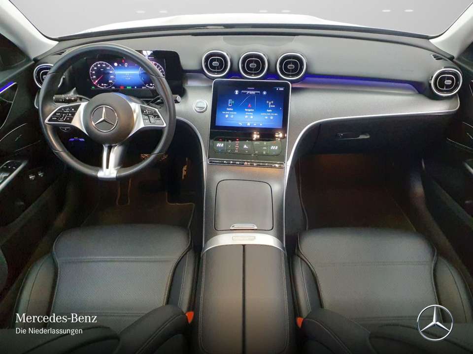 Mercedes-Benz C 300 - Imagem 13