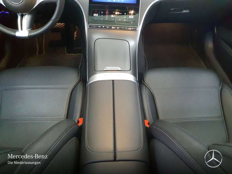 Mercedes-Benz C 300 - Imagem 15