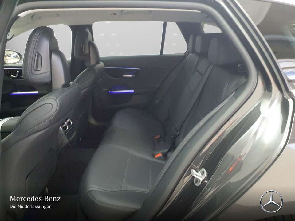 Mercedes-Benz C 180 - Imagem 12
