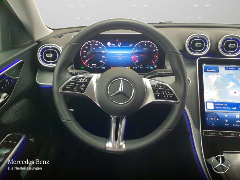 Mercedes-Benz C 180 - Imagem 14