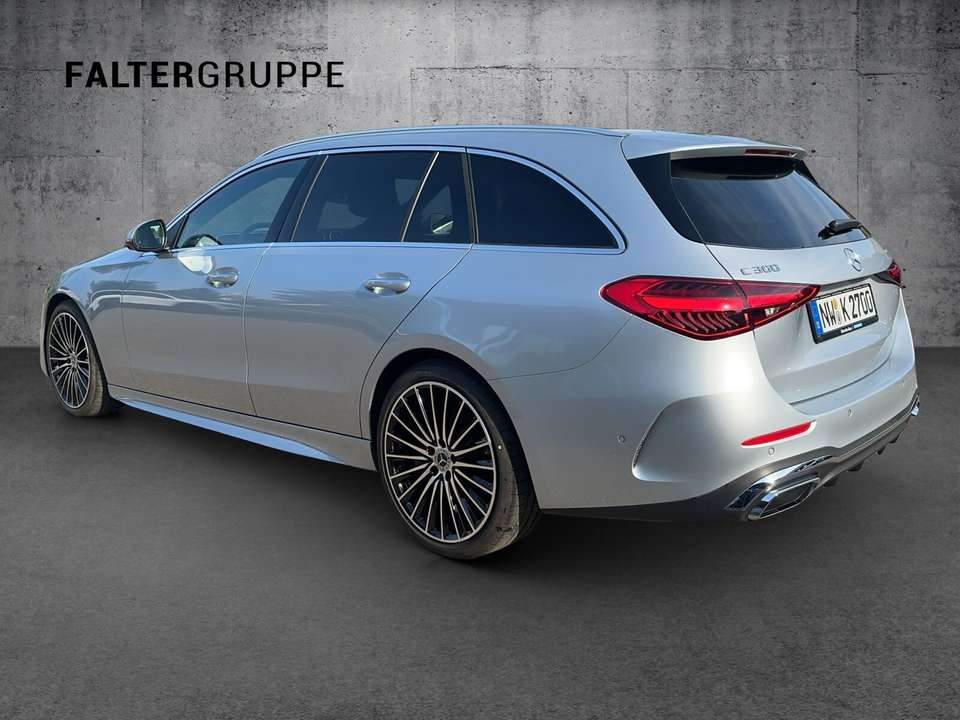 Mercedes-Benz C 300 - Imagem 7