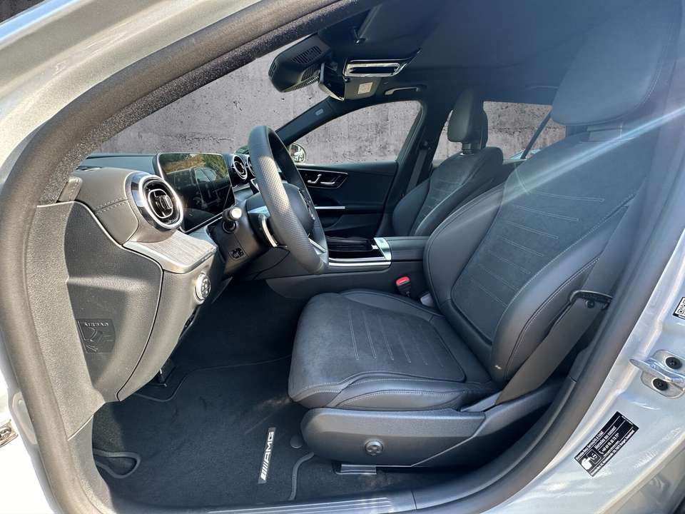 Mercedes-Benz C 300 - Imagem 9