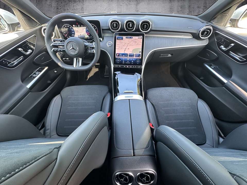 Mercedes-Benz C 300 - Imagem 10