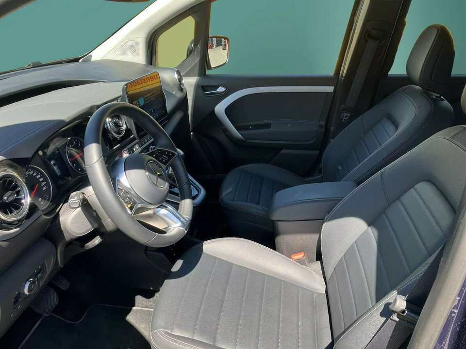 Mercedes-Benz T-Class - Imagem 11