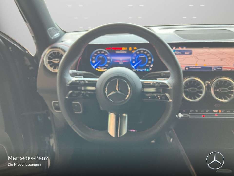 Mercedes-Benz EQB 250 - Imagem 14