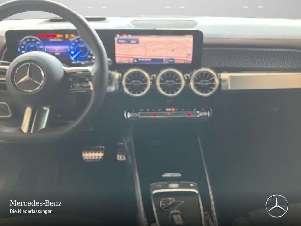 Mercedes-Benz EQB 250 - Imagem 15