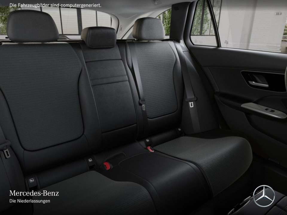 Mercedes-Benz C 300 - Imagem 13