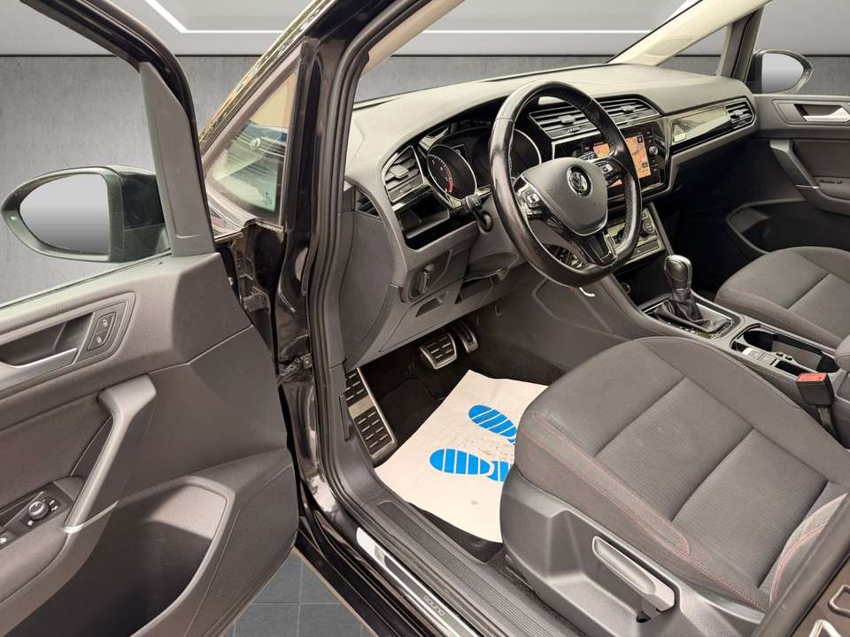 Volkswagen Touran - Imagem 4