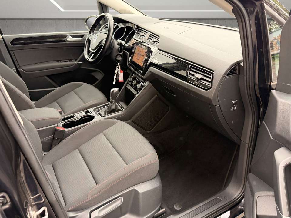 Volkswagen Touran - Imagem 11