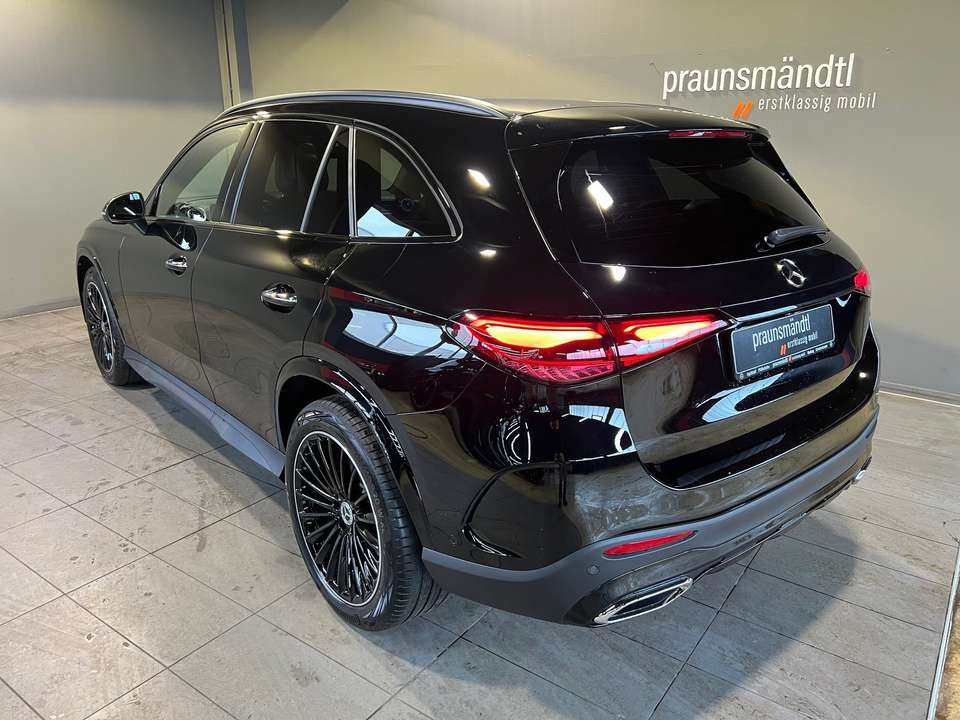 Mercedes-Benz GLC 300 - Imagem 2