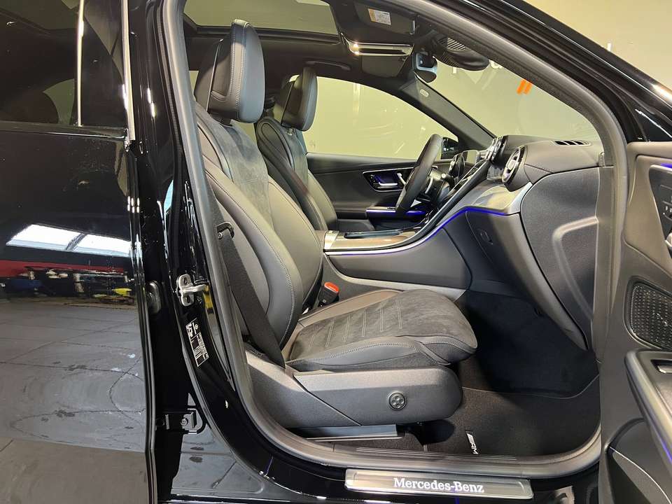 Mercedes-Benz GLC 300 - Imagem 9