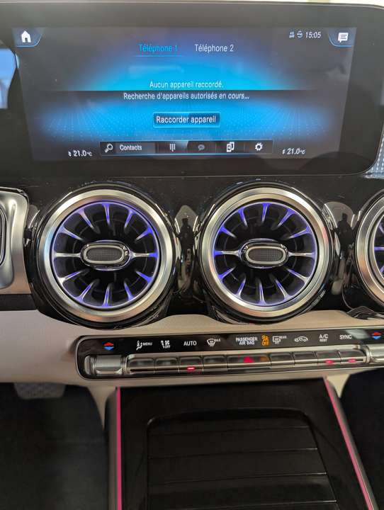 Mercedes-Benz GLB 200 - Imagem 12