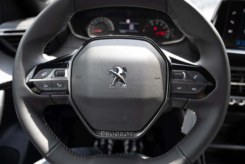 Peugeot 2008 - Imagem 15