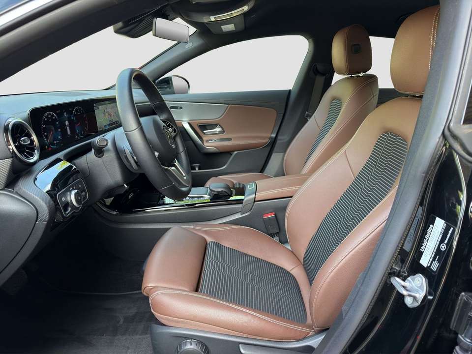 Mercedes-Benz CLA 180 - Imagem 10