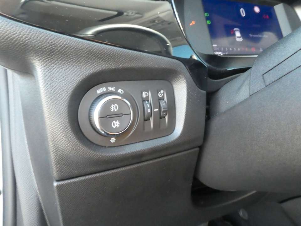 Opel Corsa - Imagem 13