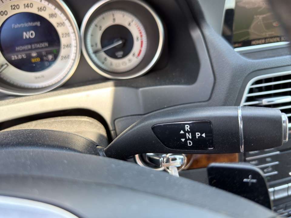 Mercedes-Benz E 350 - Imagem 15