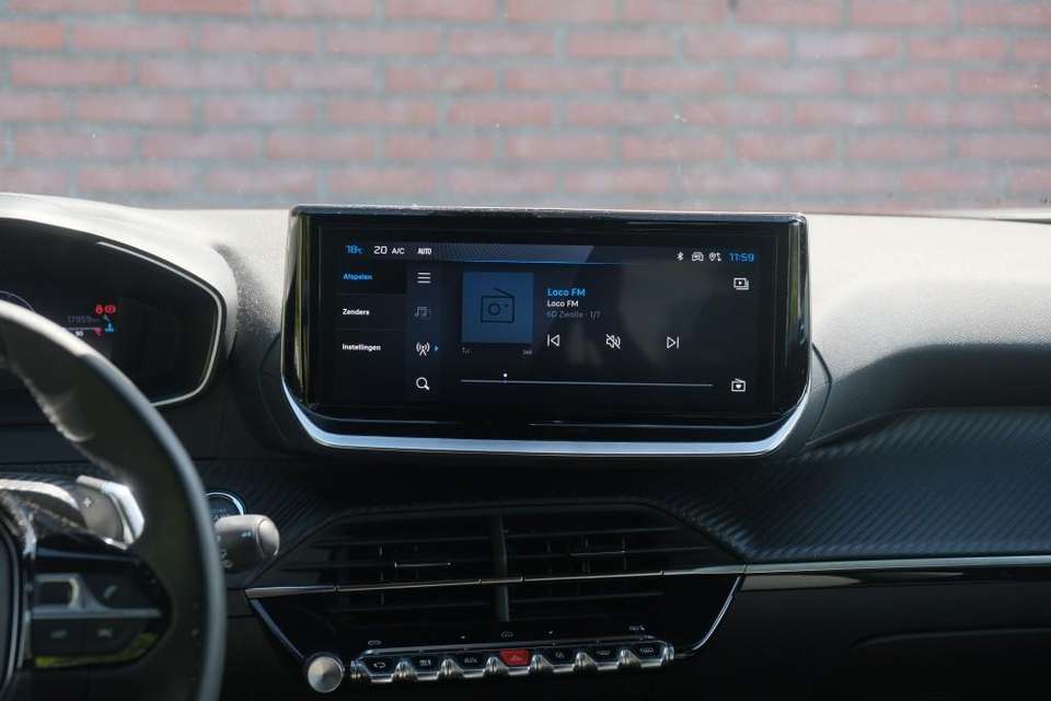 Peugeot 2008 - Imagem 14
