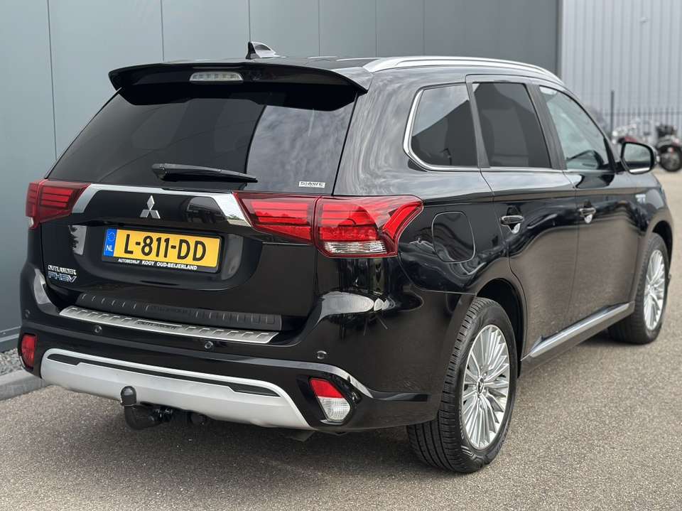 Mitsubishi Outlander - Imagem 2