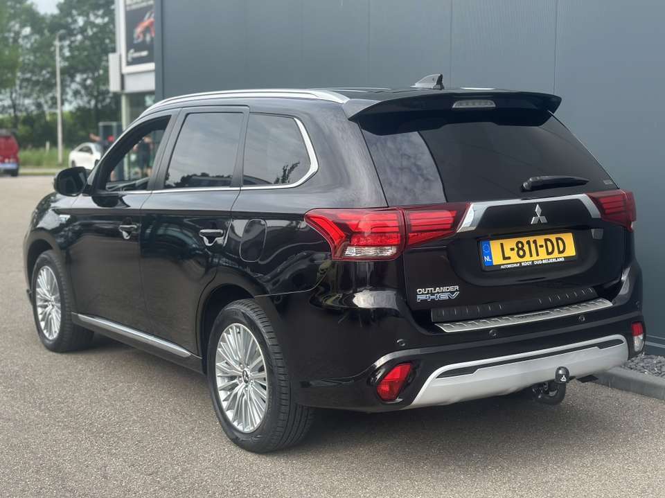 Mitsubishi Outlander - Imagem 6