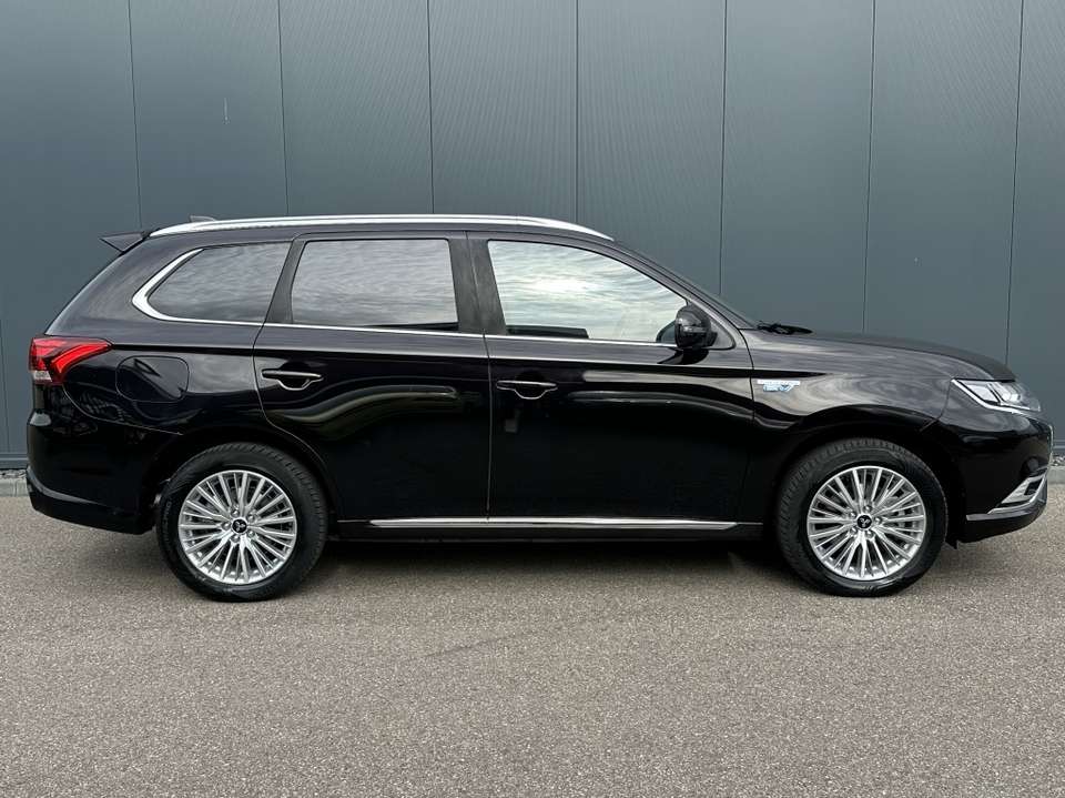 Mitsubishi Outlander - Imagem 11