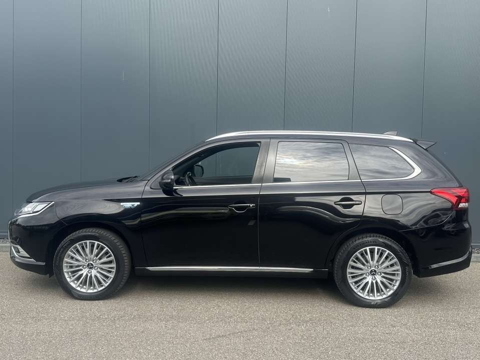 Mitsubishi Outlander - Imagem 12